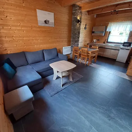 Akwen 別荘 レバル